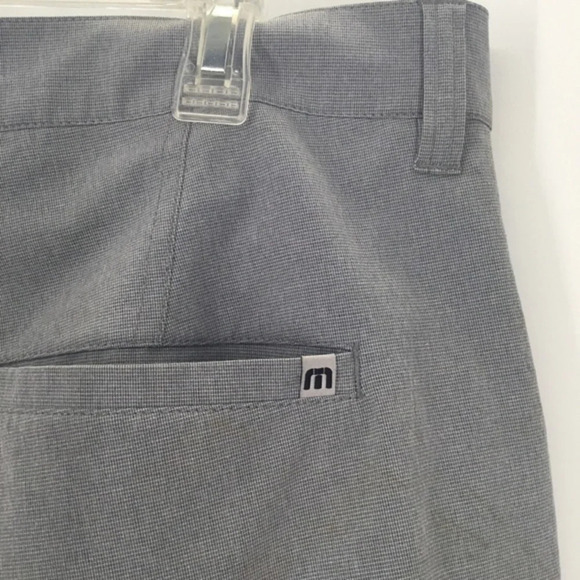 Travis Mathew Men’s Beck Golf Shorts - Picture 5 of 9